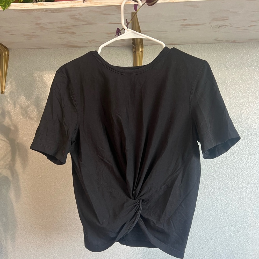 Lululemon front knot t-shirt